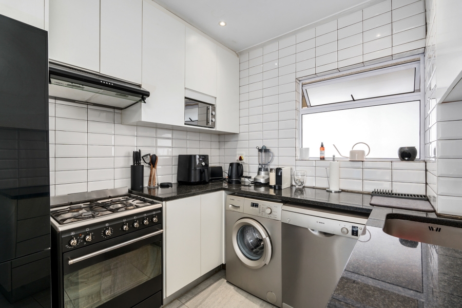 2 Bedroom Property for Sale in Three Anchor Bay Western Cape